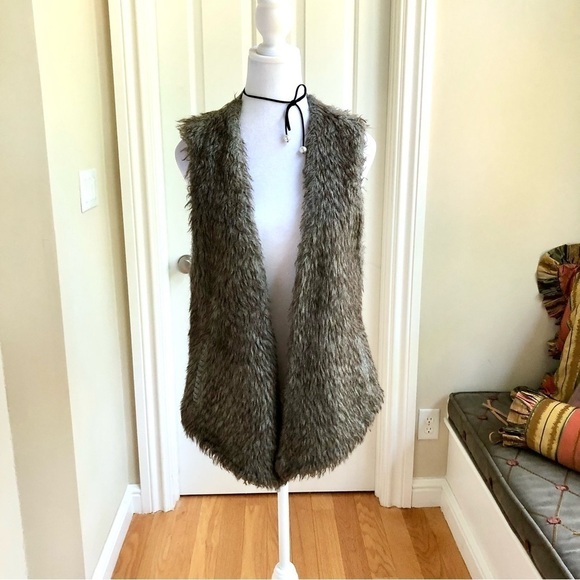 Vintage Havana Faux Fur Vest with Crochet Back in Brown and Gray Wool Blend (M) - Picture 1 of 8